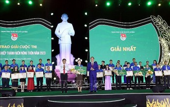 42 nha nong tre tieu bieu nhan giai thuong luong dinh cua 2023