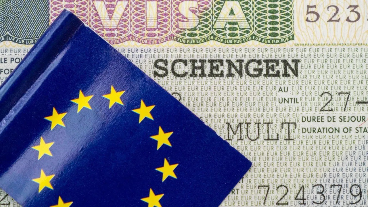 Liên minh châu Âu cấp visa Schengen theo hình thức trực tuyến