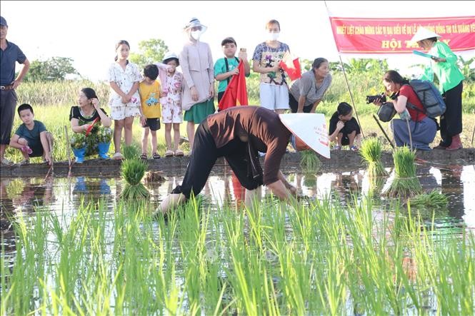 Quảng Ninh có thêm 5 di sản văn hóa phi vật thể quốc gia