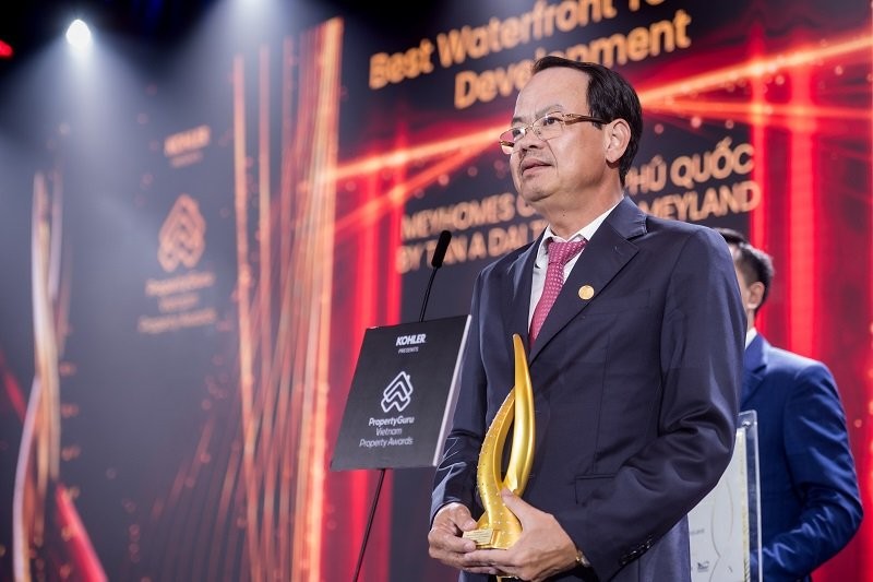 Ông Nguyễn Minh Ngọc - Phó Chủ tịch HĐQT Tập đoàn Tân Á Đại Thành phát biểu tại Lễ trao giải.