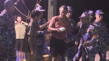 Bệnh xá đảo Sinh Tồn cấp cứu ngư dân gặp nạn trên biển