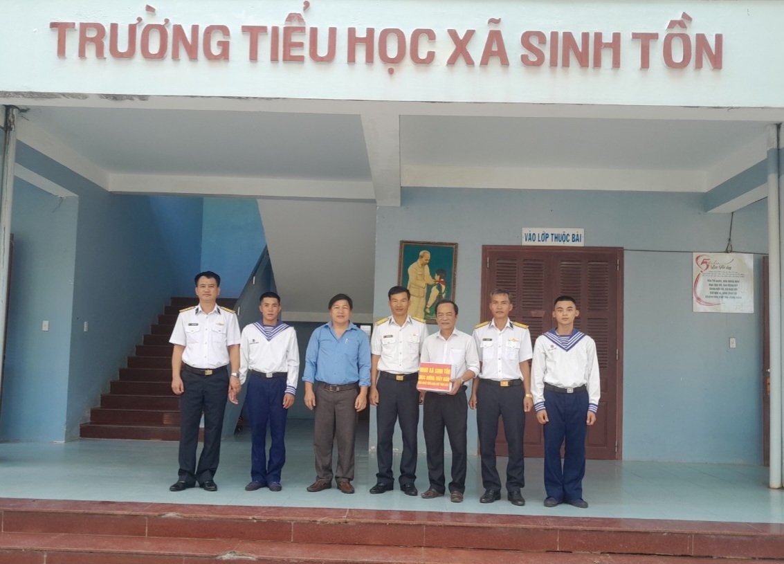 Các địa phương của huyện Trường Sa gặp mặt kỷ niệm Ngày Nhà giáo Việt Nam
