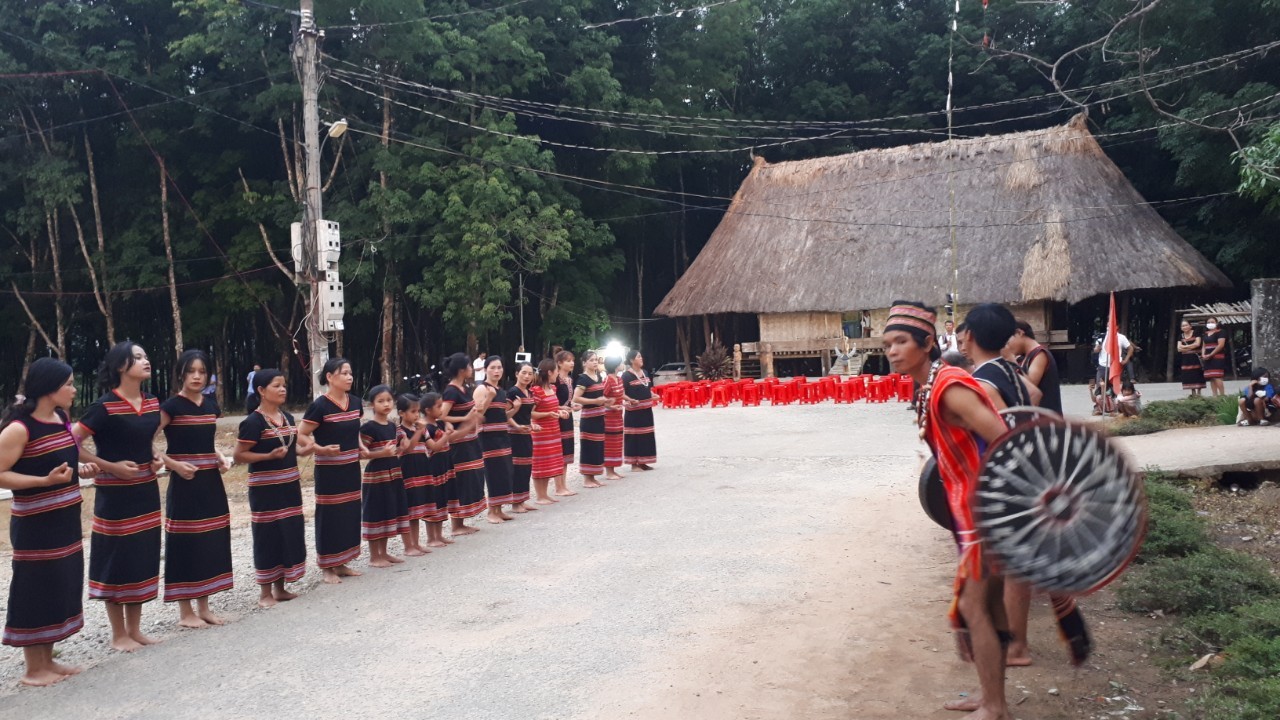 Kon Tum: Công nhận Làng du lịch đầu tiên của người dân tộc Giẻ Triêng ở huyện Ngọc Hồi