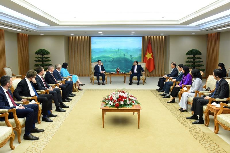 Romania luôn coi trọng và mong muốn làm sâu sắc hơn quan hệ hợp tác với Việt Nam