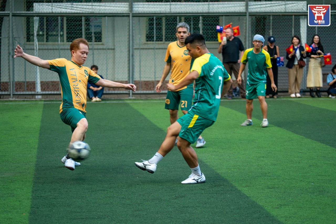 Tăng cường tình hữu nghị Việt Nam - Australia qua giao hữu bóng đá