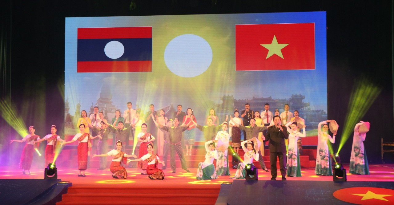 Kết quả hợp tác tích cực giữa các tỉnh kết nghĩa hai bên biên giới Việt Nam - Lào