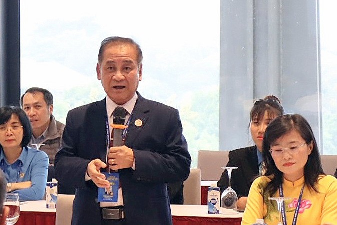 Ông Phạm Minh Thành, Giám đốc Bảo hiểm xã hội Đồng Nai, đại biểu LĐLĐ tỉnh Đồng Nai, phát biểu.