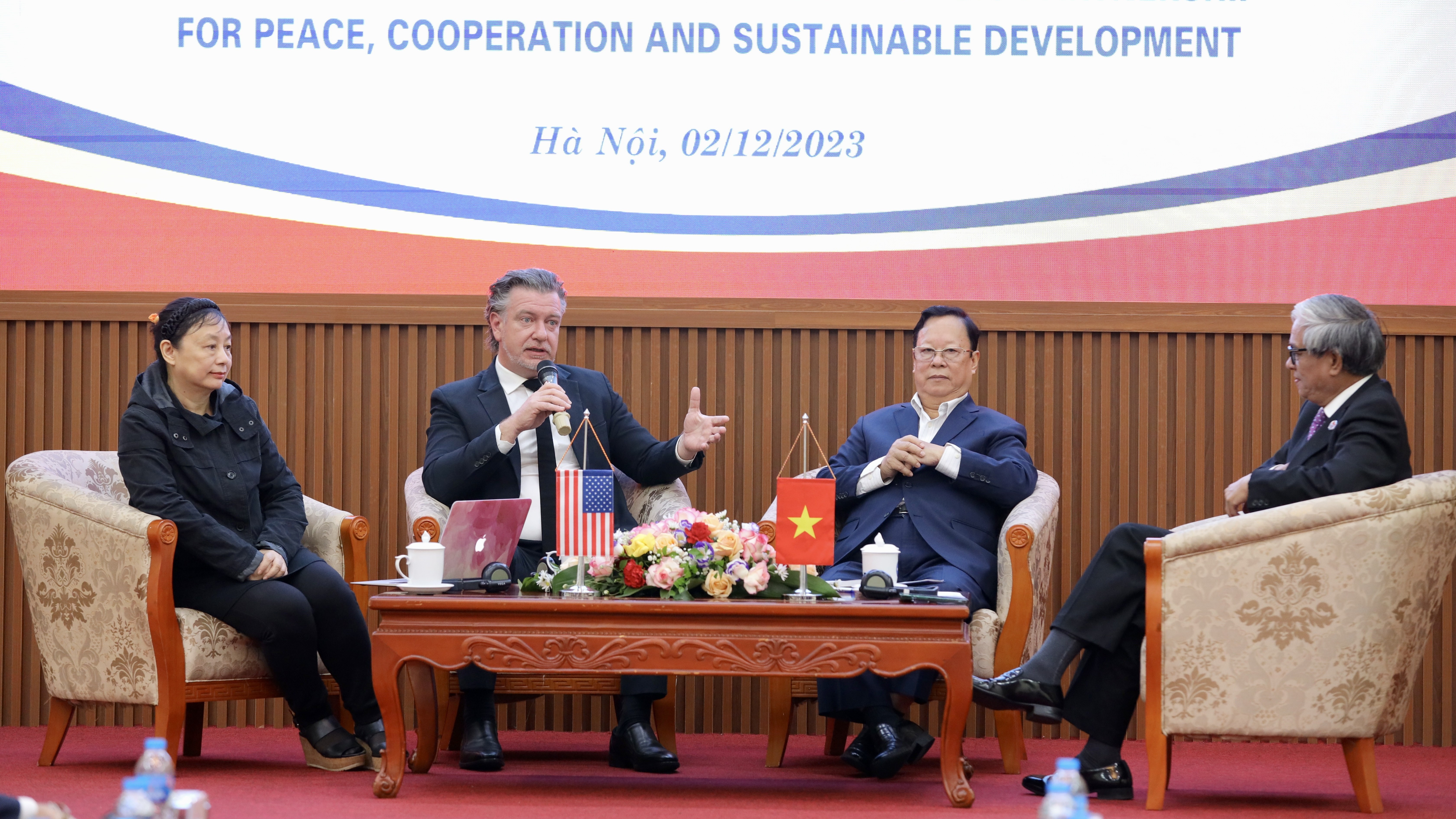 Tiếp tục tìm giải pháp thúc đẩy quan hệ Việt Nam – Hoa Kỳ