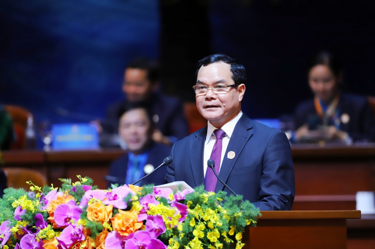 Ông Nguyễn Đình Khang Chủ tịch Tổng LĐLĐVN khóa XIII.