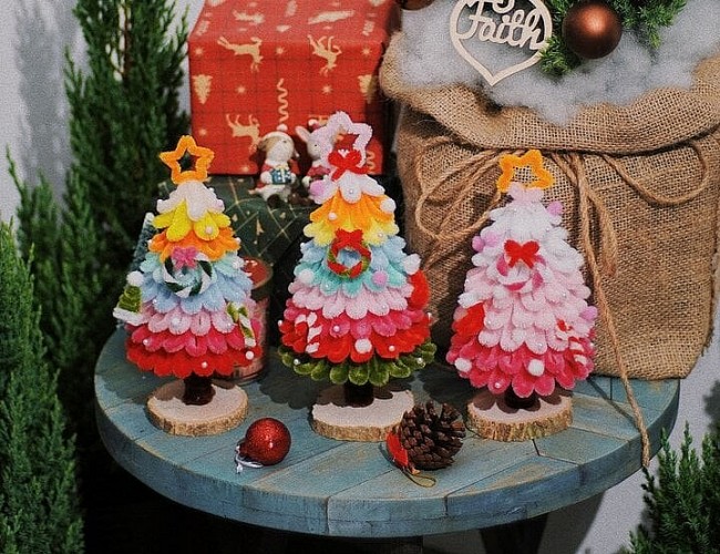 Noel 2023: Hướng dẫn làm cây thông Noel bằng kẽm nhung đơn giản, chi tiết nhất