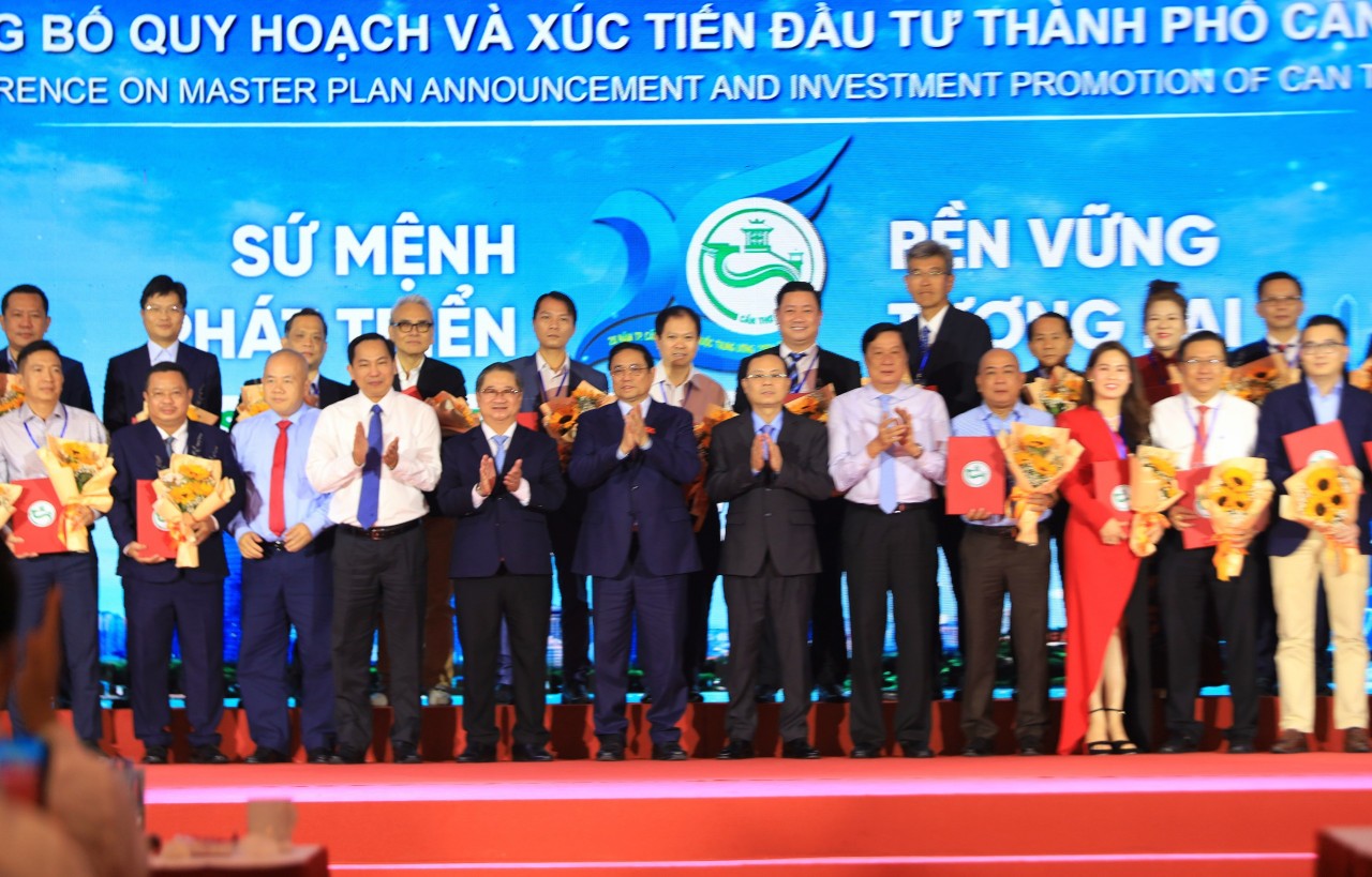 Thủ tướng Phạm Minh Chính dự Công bố quy hoạch và xúc tiến đầu tư TP Cần Thơ