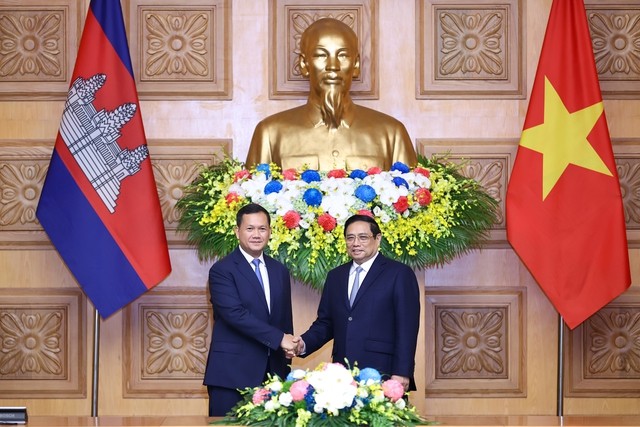 Việt Nam - Campuchia ký 3 văn kiện hợp tác