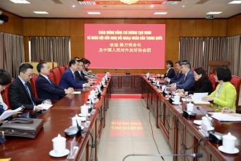 Chủ tịch VUFO Phan Anh Sơn tiếp đoàn Hội hữu nghị đối ngoại nhân dân Trung Quốc