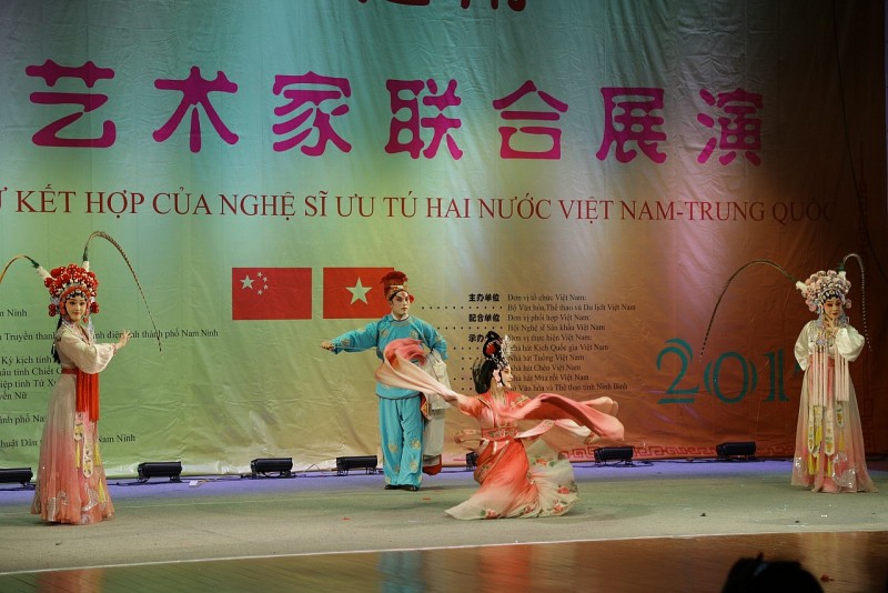 Giao lưu văn hóa kết nối tình hữu nghị Việt Nam - Trung Quốc