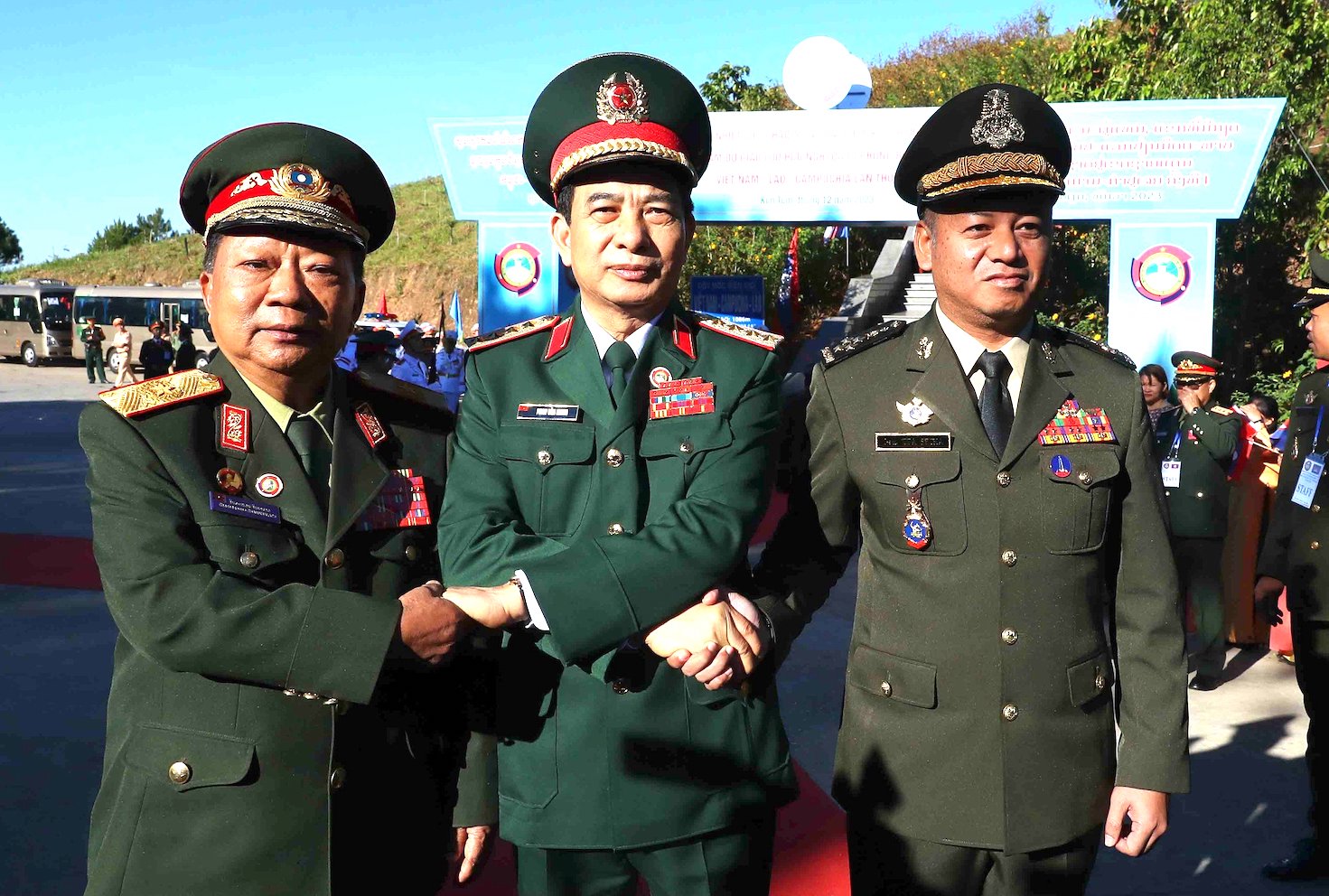 Giao lưu hữu nghị Quốc phòng trên biên giới Việt Nam - Lào - Campuchia lần thứ nhất