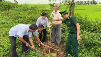 Vườn cây, đường hoa biên giới Việt Nam – Campuchia