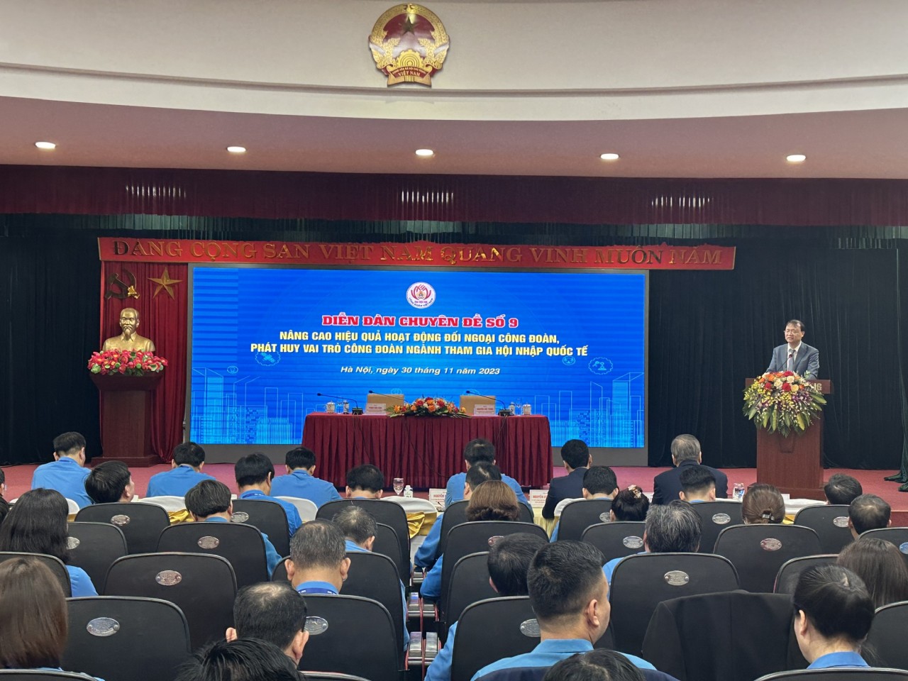 diễn đàn thảo luận chuyên đề về chủ đề: “Nâng cao hiệu quả hoạt động đối ngoại Công đoàn, phát huy vai trò Công đoàn ngành tham gia hội nhập quốc tế”.