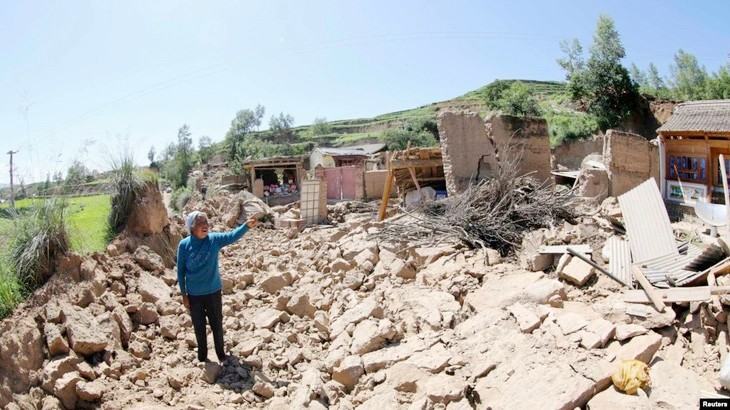 Trung Quốc gấp rút triển khai công tác cứu hộ sau động đất 1