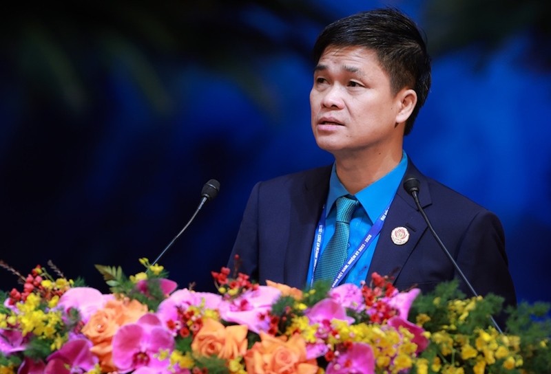 Phó Chủ tịch Tổng Liên đoàn Lao động Việt Nam Ngọ Duy Hiểu trình bày kiến nghị của đoàn viên, người lao động và tổ chức Công đoàn đối với Đảng, Nhà nước.
