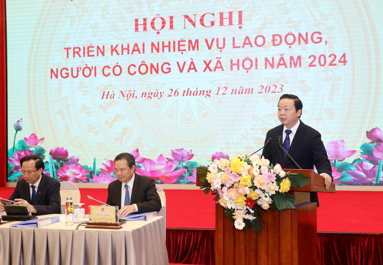 Phó Thủ tướng Trần Hồng Hà phát biểu chỉ đạo tại Hội nghị (Ảnh: Thu Hà).