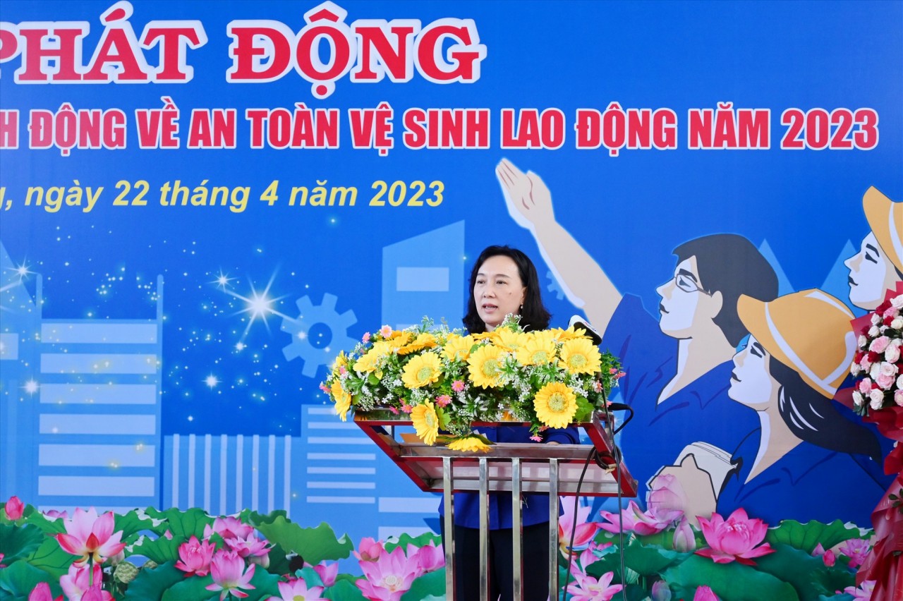 Phó Chủ tịch UBND tỉnh An Giang Nguyễn Thị Minh Thúy phát biểu tại Lễ Phát động