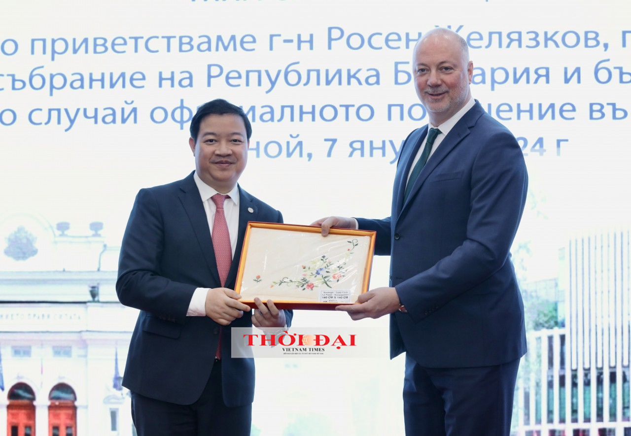 Quốc hội Bulgaria vinh danh những đóng góp của 6 cá nhân Việt Nam trong tăng cường quan hệ hai nước