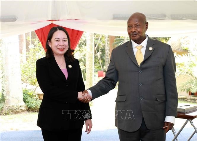 Tổng thống Uganda mong muốn Việt Nam hỗ trợ chuyển đổi số, công nghệ, trí tuệ nhân tạo