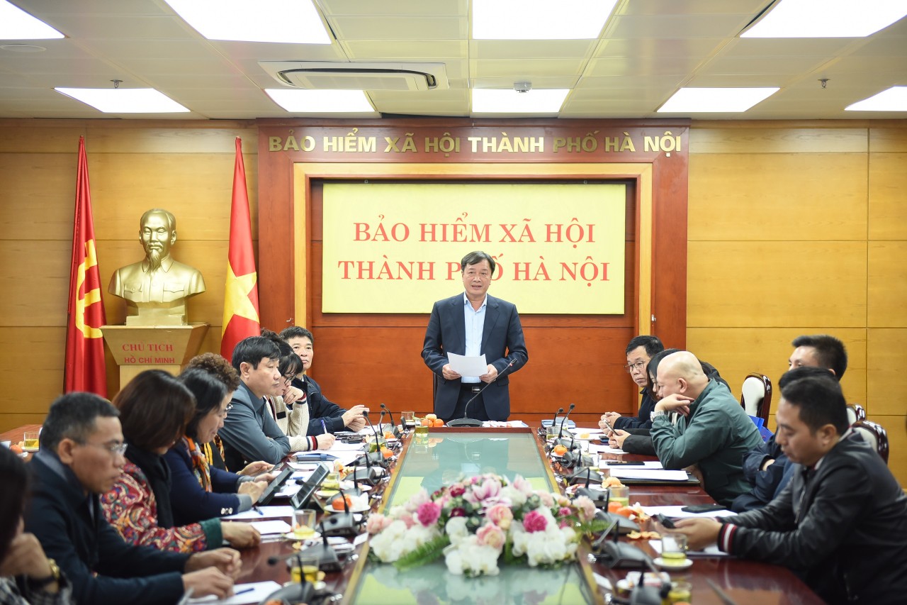 ông Phan Văn Mến - Giám đốc BHXH Hà Nội - phát biểu tại cuộc họp (Ảnh: T.H).