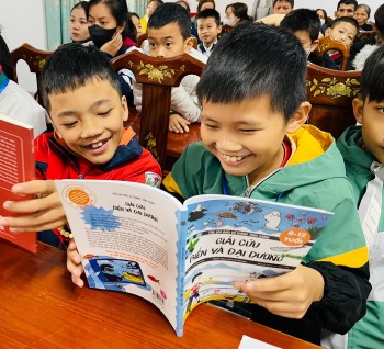 557 học sinh tỉnh Hà Tĩnh và Nghệ An được nhận học bổng Zhi Shan
