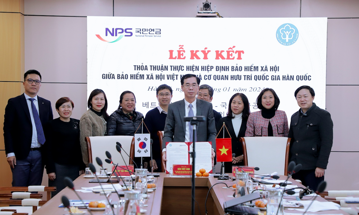 BHXH Việt Nam và Cơ quan hưu trí Quốc gia Hàn Quốc:  Ký Thỏa thuận thực hiện Hiệp định BHXH