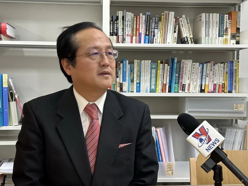 Giáo sư Nhật Bản đánh giá cao văn hóa coi trọng tình người của Việt Nam