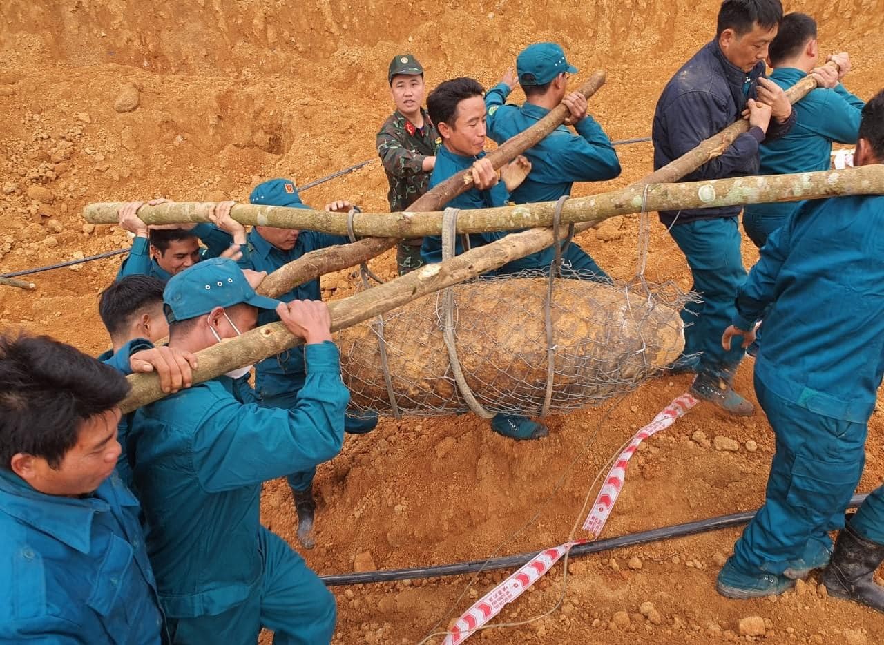 Nghệ An: Huỷ nổ thành công quả bom 350kg, bảo đảm an toàn về người và tài sản của người dân