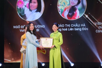 nam 2023 lan dau tien ton vinh su gia tieng viet o nuoc ngoai