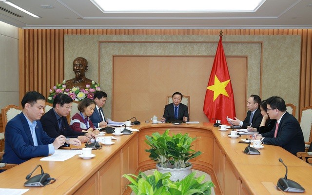Phó Thủ tướng Trần Hồng Hà điện đàm với Phó Thủ tướng Liên bang Nga