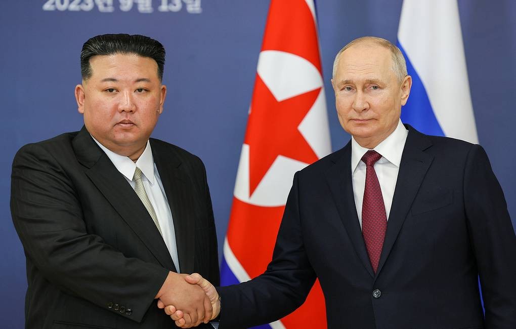 Tổng thống Nga Vladimir Putin và nhà lãnh đạo Triều Tiên Kim Jong Un. (Ảnh: TASS)