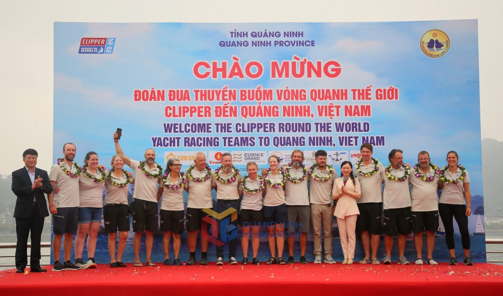 11 đội đua thuyền buồm vòng quanh thế giới mùa giải 2023-2024 đến Vịnh Hạ Long
