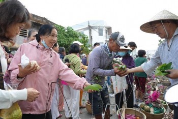 doc dao phien cho dung la cay thay tien o tay ninh