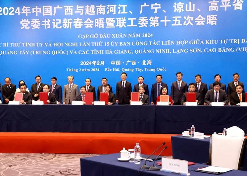 Gặp gỡ đầu xuân góp phần thúc đẩy hợp tác giữa 4 tỉnh biên giới Việt Nam và Trung Quốc