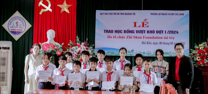 Zhi Shan Foundation trao học bổng cho 805 học sinh tỉnh Quảng Trị