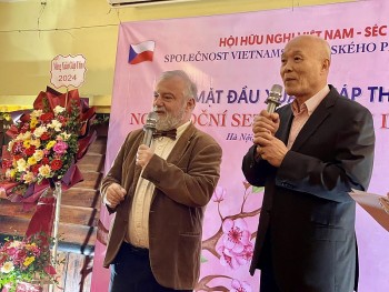 Hội hữu nghị Việt Nam - Séc tổ chức buổi Gặp mặt đầu xuân Giáp Thìn 2024