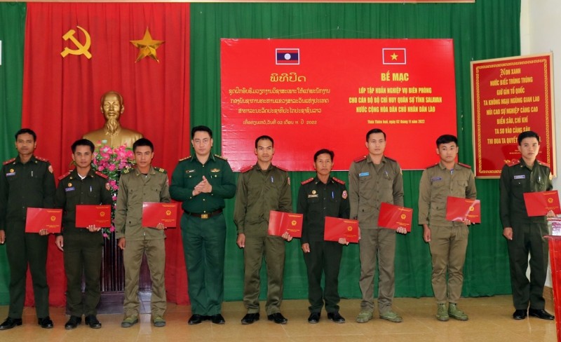 Bộ Quốc phòng Việt Nam luôn ủng hộ và sẵn sàng hỗ trợ Bộ Quốc phòng Lào