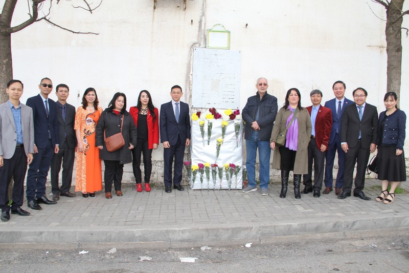 Đại sứ quán Việt Nam tại Algeria tưởng niệm 50 năm các nhà báo Algeria hy sinh ở Việt Nam