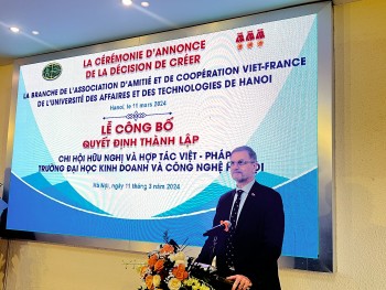 Thêm một cầu nối hợp tác giáo dục Việt Nam - Pháp