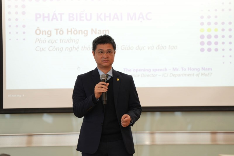 Ông Tô Hồng Nam, Cục Phó Cục Công nghệ thông tin (Bộ GD&ĐT) phát biểu tại lễ phát động.