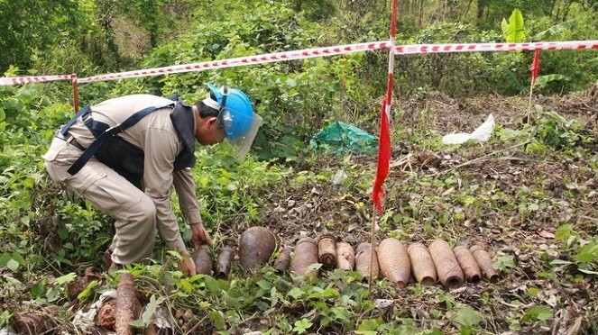 Rà phá bom, mìn, vật nổ còn sót lại sau chiến tranh tại các huyện Kỳ Anh, Hương Sơn và Can Lộc, tỉnh Hà Tĩnh