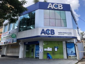 Ai đã bán 145 triệu cổ phiếu ACB?