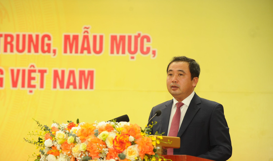 ông Nguyễn Xuân Thắng, Ủy viên Bộ Chính trị, Giám đốc Học viện Chính trị quốc gia Hồ Chí Minh, Chủ tịch Hội đồng Lý luận Trung ương