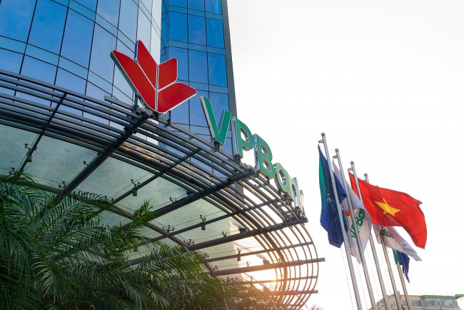 VPBank đặt kế hoạch lợi nhuận 23.165 tỷ đồng trong năm 2024, chia cổ tức 10% tiền mặt