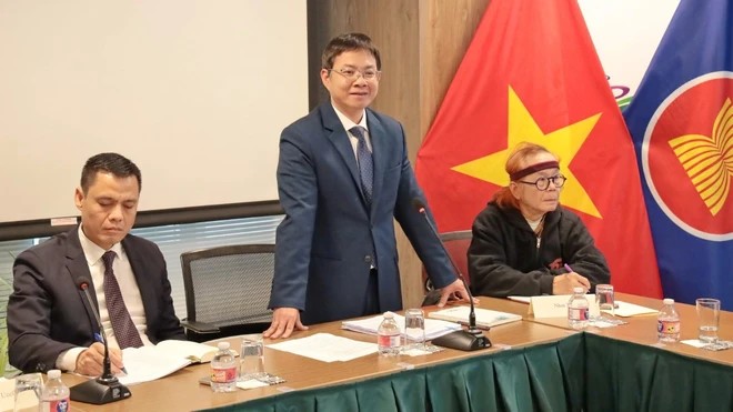 Phó Trưởng Ban Đối ngoại Trung ương gặp gỡ các bạn bè Mỹ ủng hộ Việt Nam