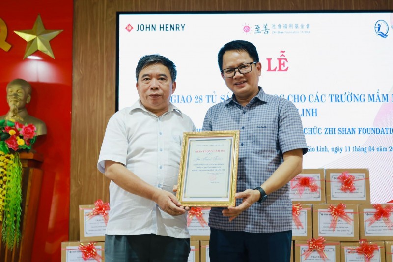 Zhishan Foundation trao tặng hơn 50 tủ sách cho các trường mầm non huyện Đakrong, Gio Linh
